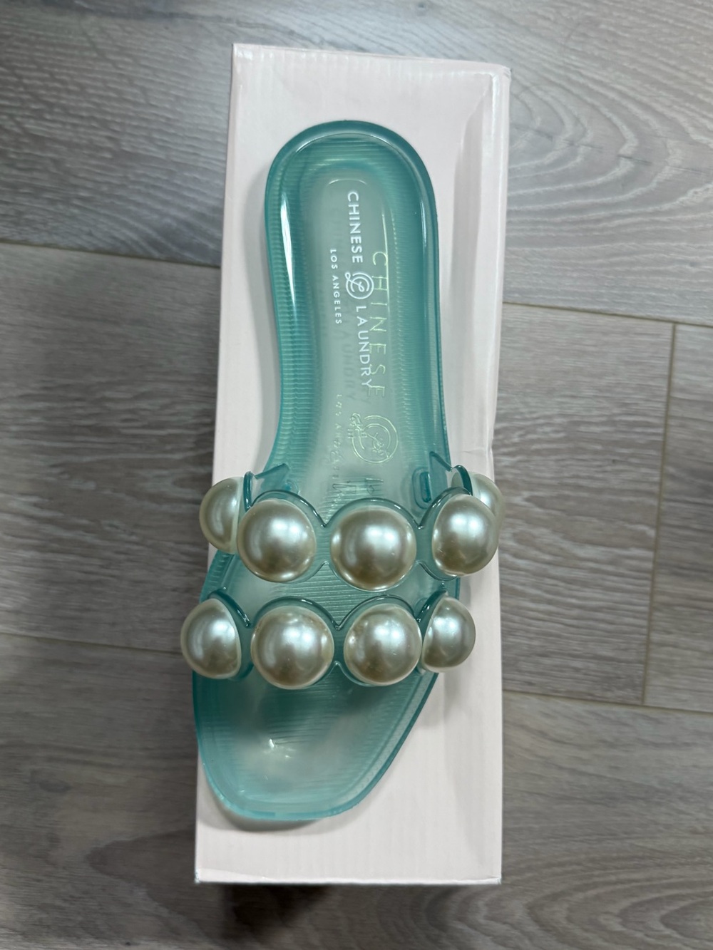 Chinese Laundry Carlo blue jelly pearl sandals size US 6 brand new in boxes